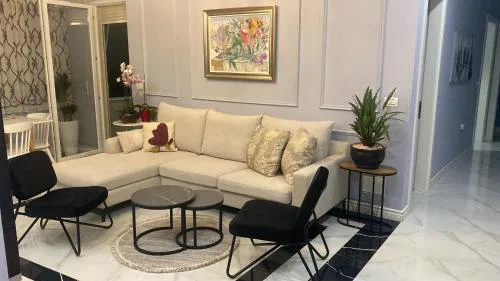 Lalzi Luxe Retreat
