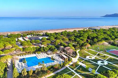Lalzit Bay Dream Villa - Happy Rentals