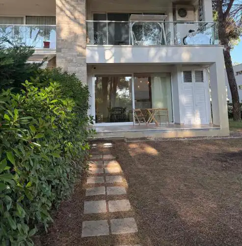 San Pietro Yard Apartment