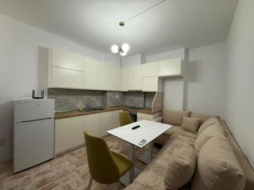 Apartment By The Beach