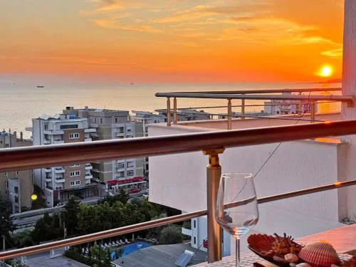 Apartment with sea view
