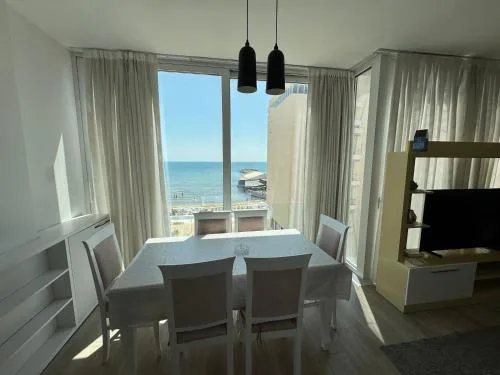 AURAA Beachfront