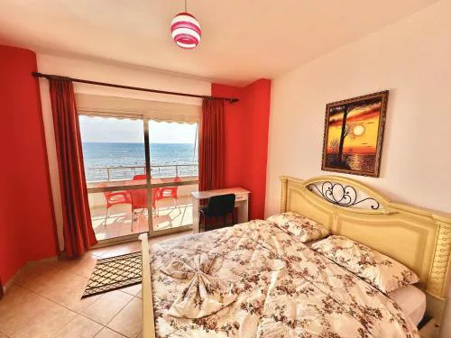 Beachfront Apartment with Stunning Sea Views