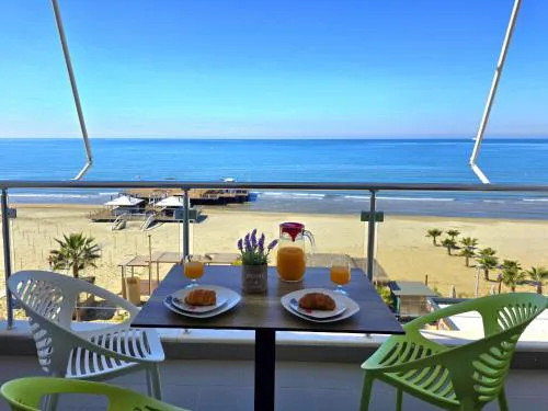 Brisa del Mar Beachfront Apartments