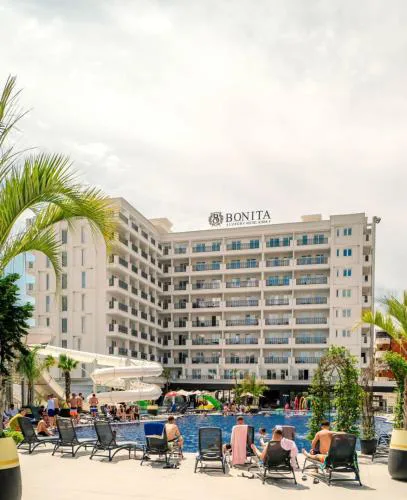 Coastline Luxury Apart Hotel