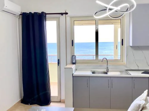 Cozy Seaview Apartment Vollga Central
