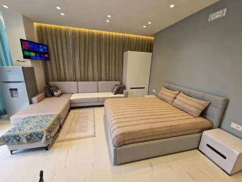 ELOFIRA RoomS