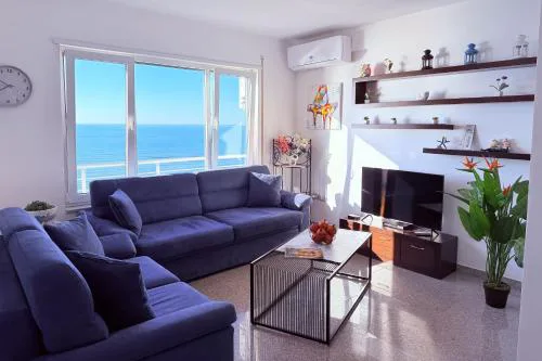 Home Sweet Home by the Sea 060 - Happy Rentals