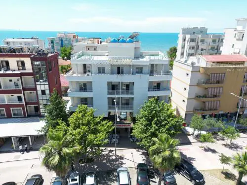 Hotel Vila Emes