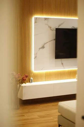 Lux Retreat