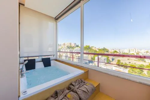 Marina Luxury Jacuzzi Suites by PS