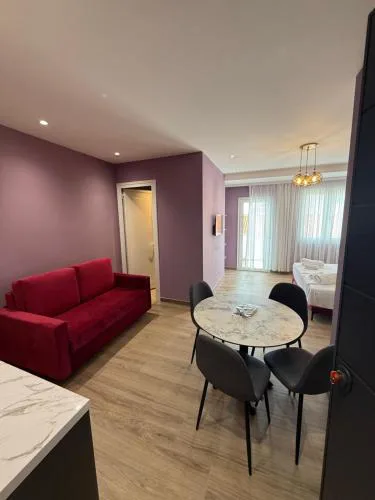 Nefelis Apartment