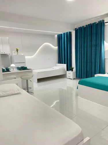Rai Rooms
