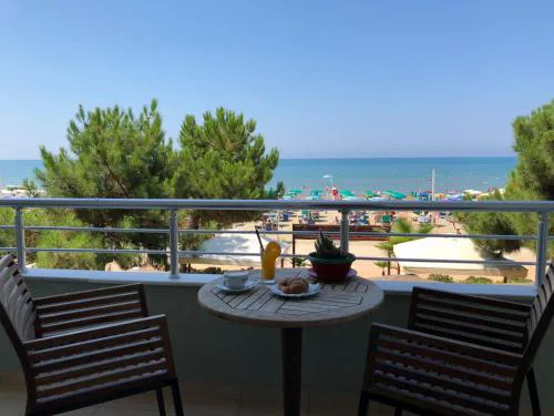 RUMAR Hotel