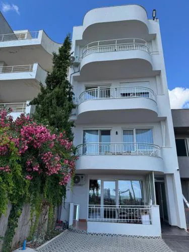 Sandy Vibes Apartments