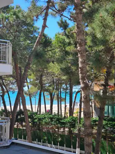 Sea View Green Apartment Golem