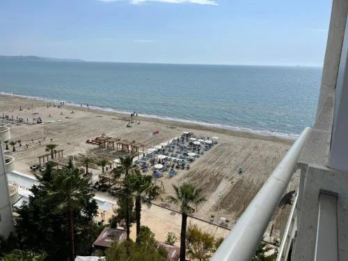 Seaview Apartment