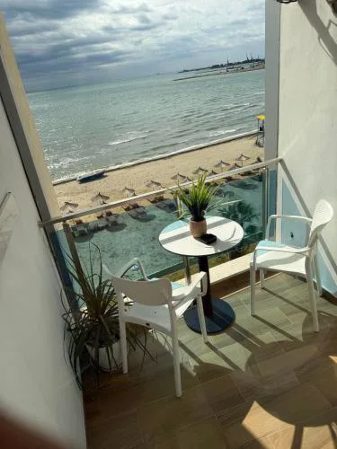 Seaview Luxury Apartment