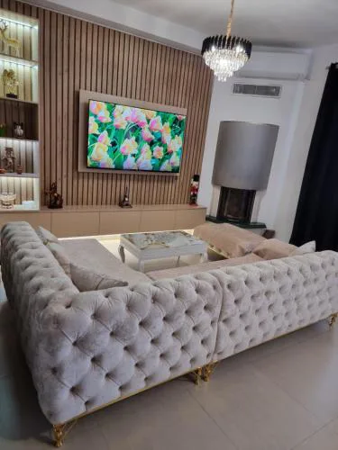 Studio Thopia