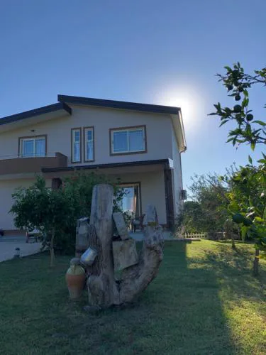 Sunnyside Villa