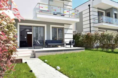 Super Villa for vacation Gjiri i Lalzit