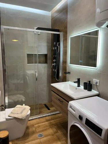 Theomar Apartament