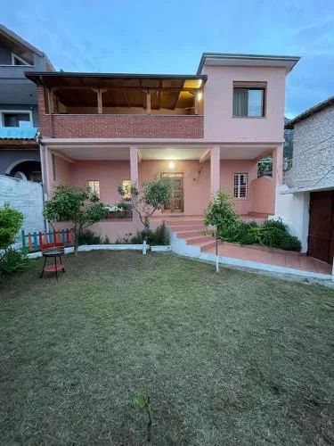 Vila 8 Kruje