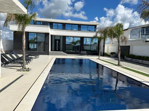 La Mirage Villa
