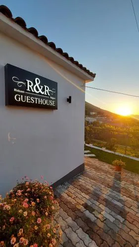 R&R GESTHOUSE