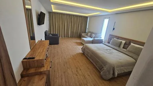 1 Private Bedroom Villa River View&Jacuzzi