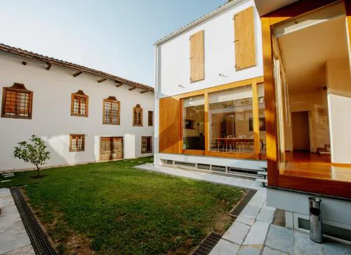 Art House