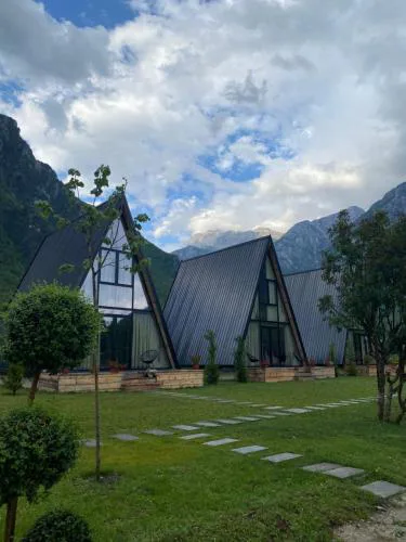 Monark Villas
