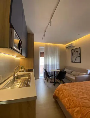 Nicol Apartment