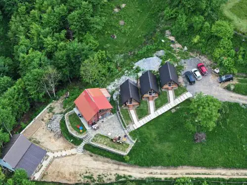 Guest House Astrit Villi