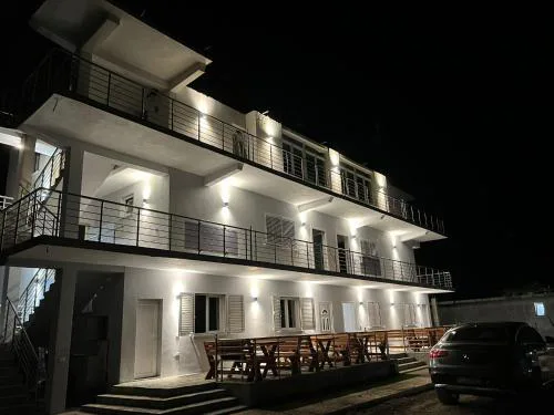 Hotel Familja Çuni Theth