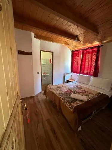 Room 4