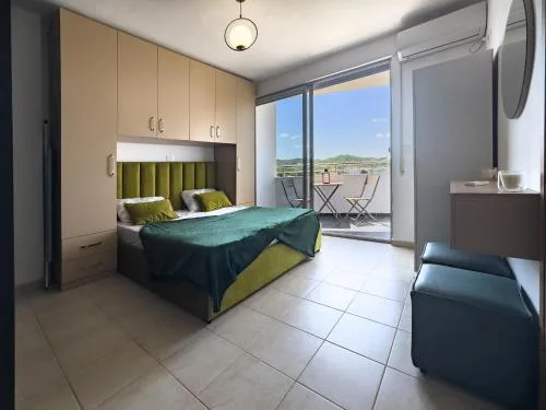 Eden Apartment