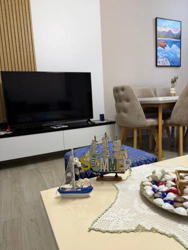 Flori Sea Apartment