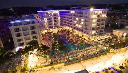 Grand blue Fafa apartment