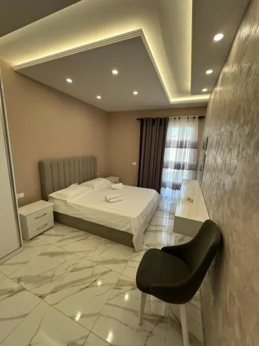 Palm View Luxury Apartment Golem
