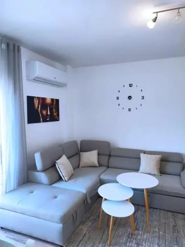 Sabi Apartment Golem Qerret