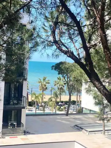 Sea side apartment