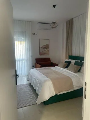 Seabreeze Apartament Shkembi i Kavajes,Golem,ngjitur me Grand Blue Fafa