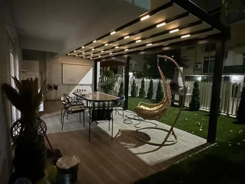 Tedi's Garden Apartment Golem