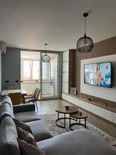 Modern Apartment BalconyBright&Spacious fast Wi-fi