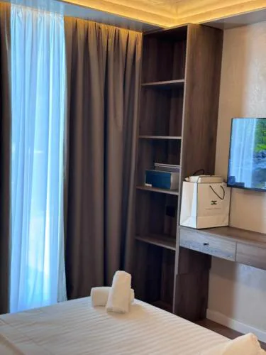 Olea Glass Hotel