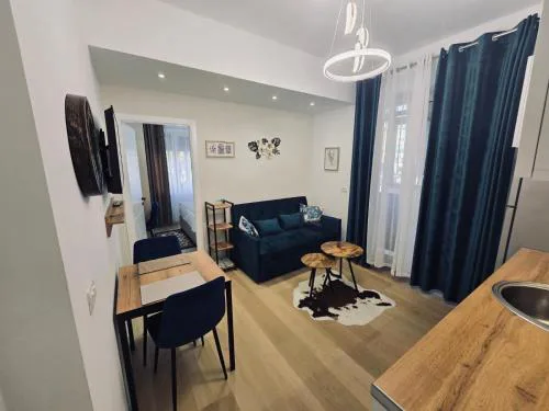 Amo Apartment