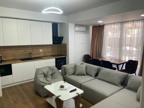 Apartments Luan