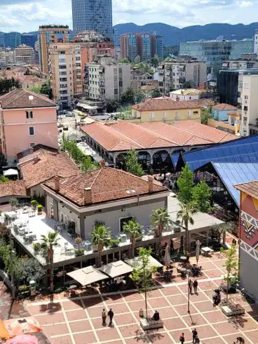 bazar 5 mini apartament