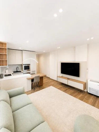 Central Apartment at New Bazaar